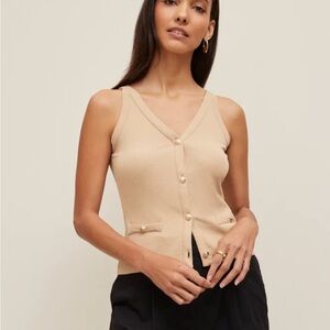 NWT Ann Taylor Beige V-Neck Button Knit Shell